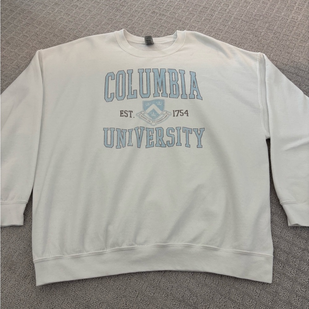 H&M White Crewneck Sweater with Ribbed Details